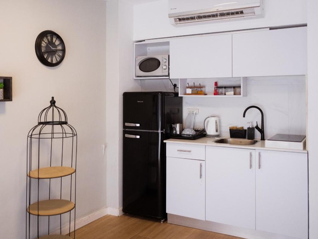 Liz'S Place Eilat Bagian luar foto